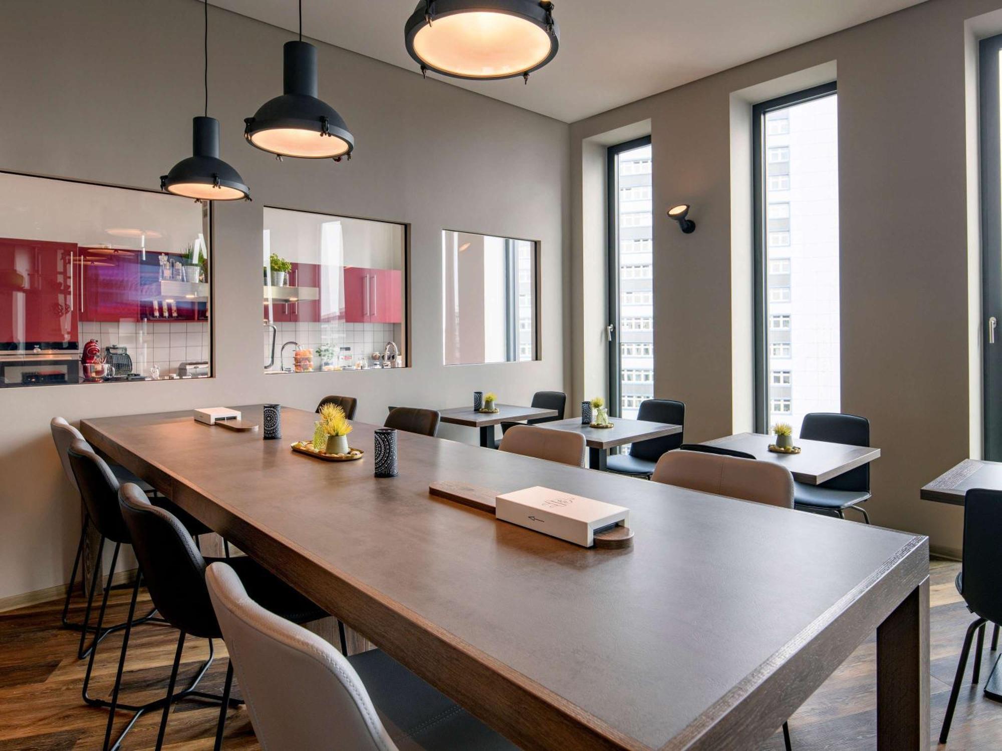 Adagio Aparthotel 4*